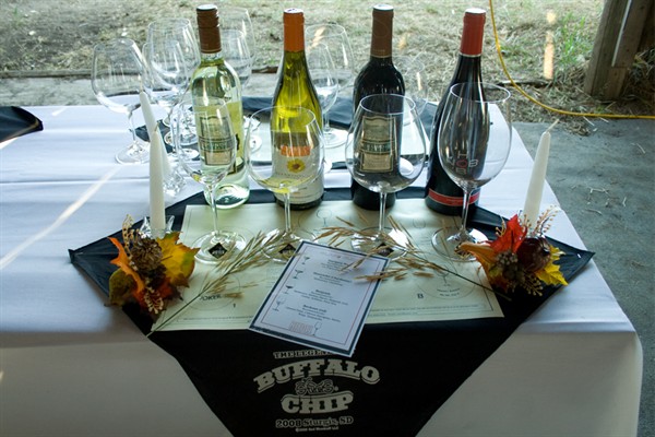 View photos from the 2008 Fondue Wine and Glass Tasting Photo Gallery